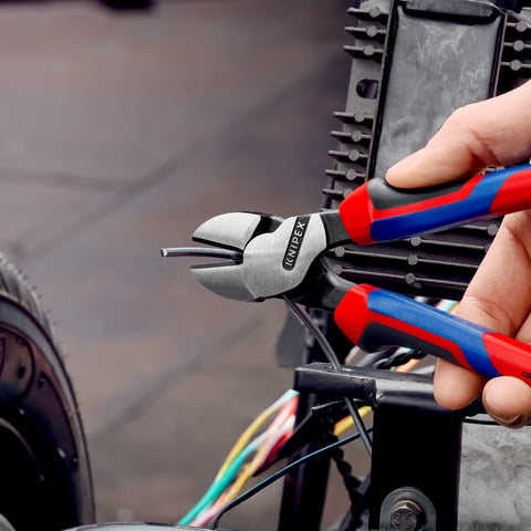 Knipex 74 02 200 SB High Leverage Diagonal Cutting Nippers