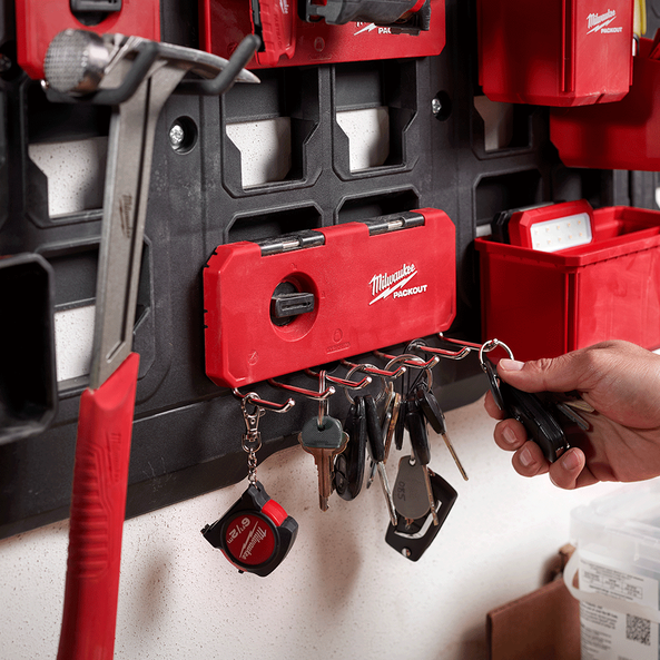 Milwaukee PACKOUT 7 Hook Rack