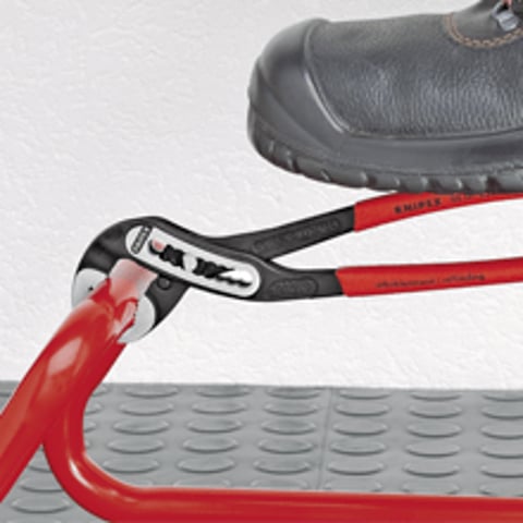 Knipex 88 01 400 Alligator® XL Pipe Wrench and Water Pump Pliers