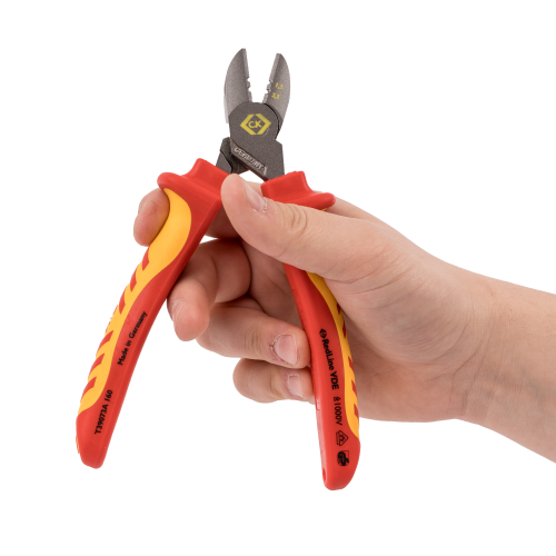 C.K RedLine VDE Side Cutters with Wire Stripping Notches 160mm T39073A 160