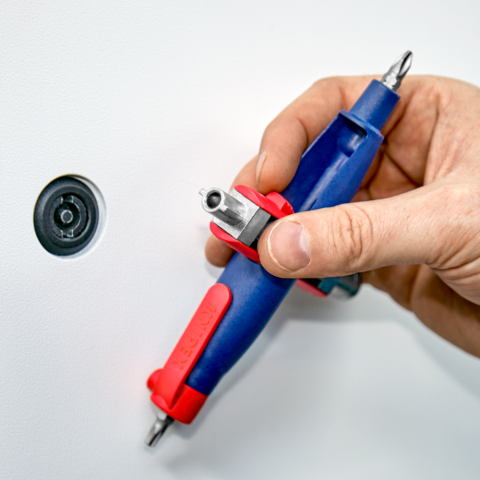Knipex Pen-Style Control Cabinet Key