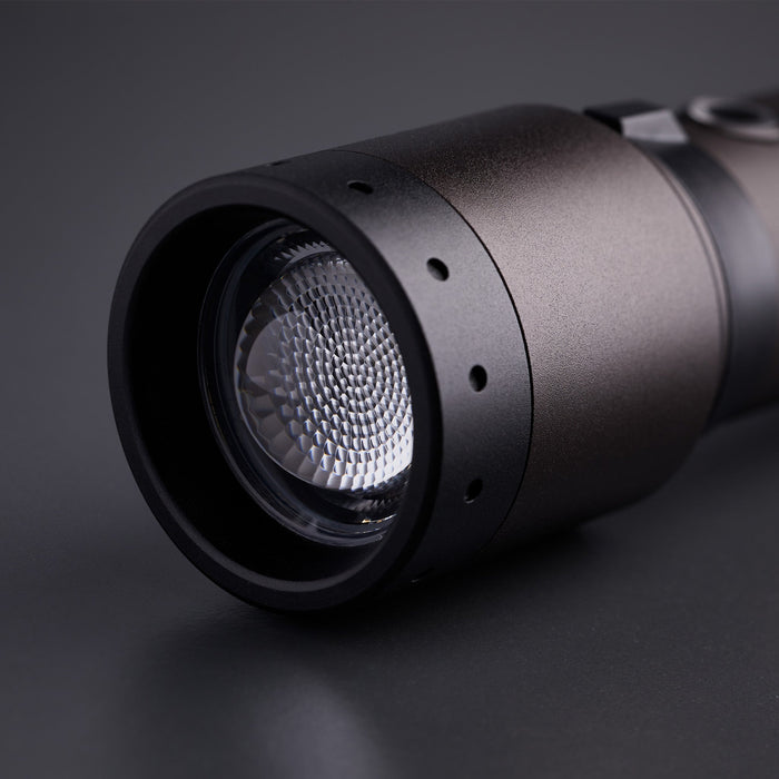 Ledlenser P7R Signature 2000lm Xtreme LED Waterproof Flashlight