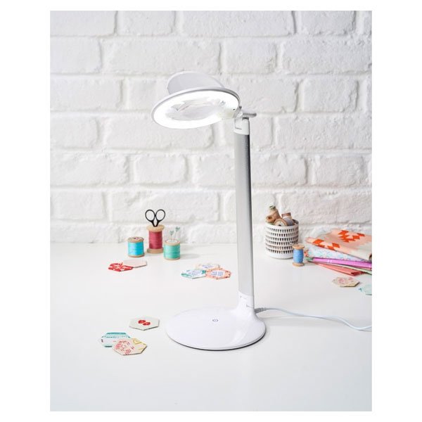 Daylight Halo Table Magnifier