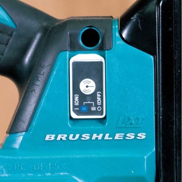Makita 18V Brushless AWS* 82mm Planer - Tool Only