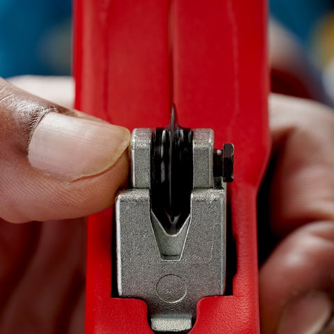Knipex 90 31 03 BK TubiX® XL Pipe Cutter
