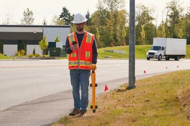 Fluke SmartTrace™ 2082BT Elite Underground Utility Locator Kit