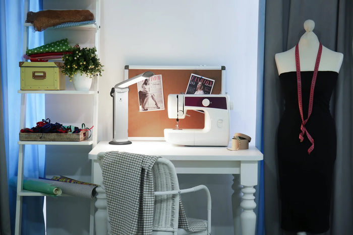 Daylight Twist Portable LED Lamp