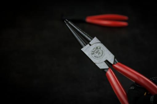 Elora Circlip Plier for Internal Retaining Ring 383-J0