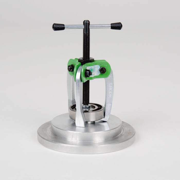 Kukko Handy 3-Arm Small Parts Puller with Power-Transmitting and Self-Centring Puller Legs