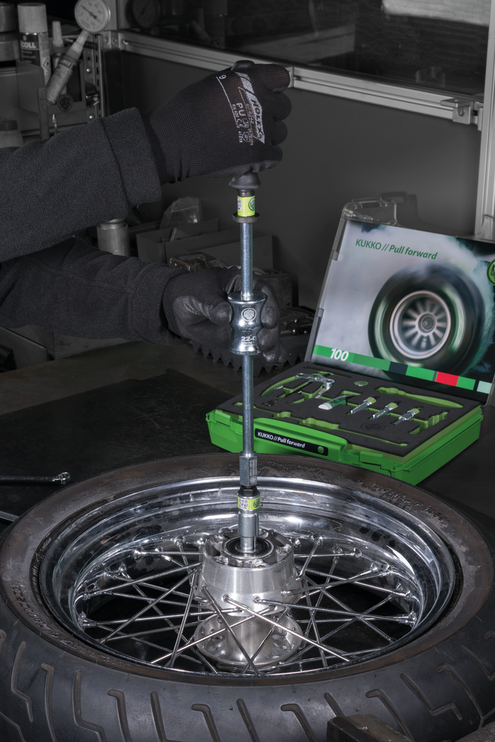 Kukko Sliding Hammer Device with 0.5 kg Impact Weight