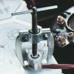 Kukko Handy 2-Armed Small Parts Puller with Power-Transmitting and Self-Centring Puller Legs