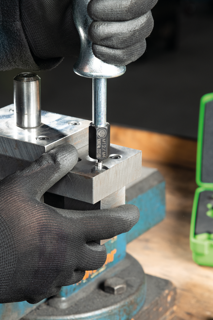 Kukko Sliding Hammer Sets in a Case