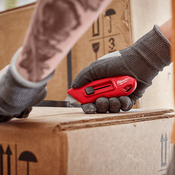 Milwaukee Compact Side Slide Utility Knife