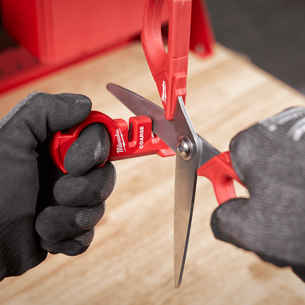 Milwaukee Compact Knife Sharpener