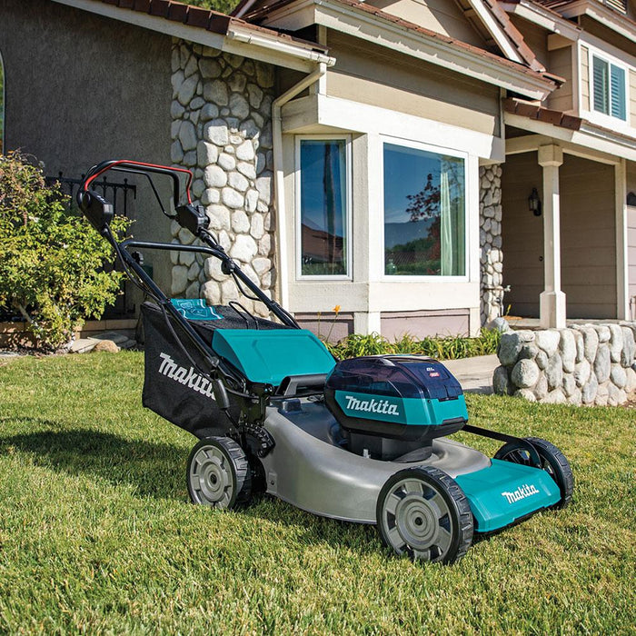 Makita 40V Max Brushless 530mm Lawn Mower Kit LM002GL201