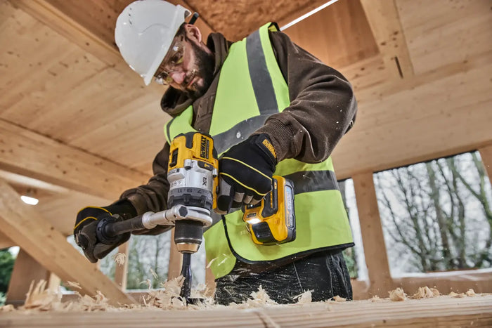 Dewalt 18V XR Premium 2 Piece Combo Kit 5.0Ah and Flexvolt 6Ah DCK2201P1T1-XE
