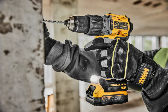 Dewalt 18V XR Brushless 6 Piece Kit 2 x  5.0Ah DCZ601P2-XE