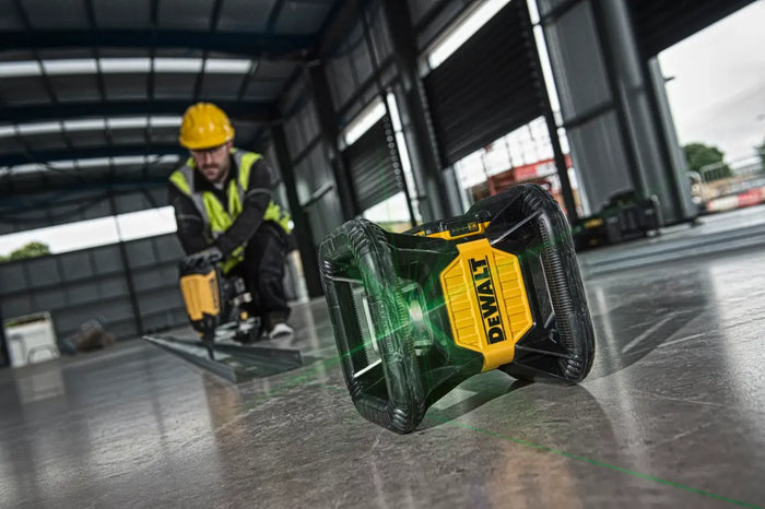 Dewalt 18V XR Green Rotary Laser Kit