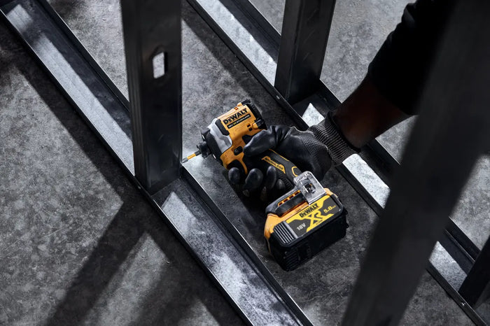 Dewalt 18V XR Brushless 8 Piece Kit 3 x 5.0Ah DCZ801P3-XE
