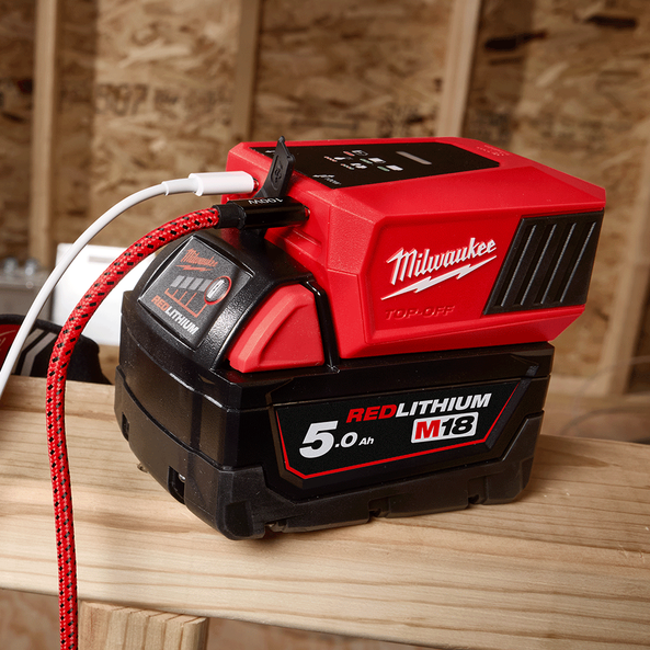 Milwaukee M18™ TOP-OFF Bidirectional Charger & Power Supply M18BC