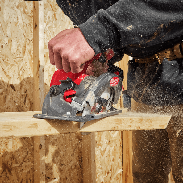 Milwaukee M18 Fuel™ V Li-ion Cordless 165mm Circular Saw (Skin Only) M18FCS5520