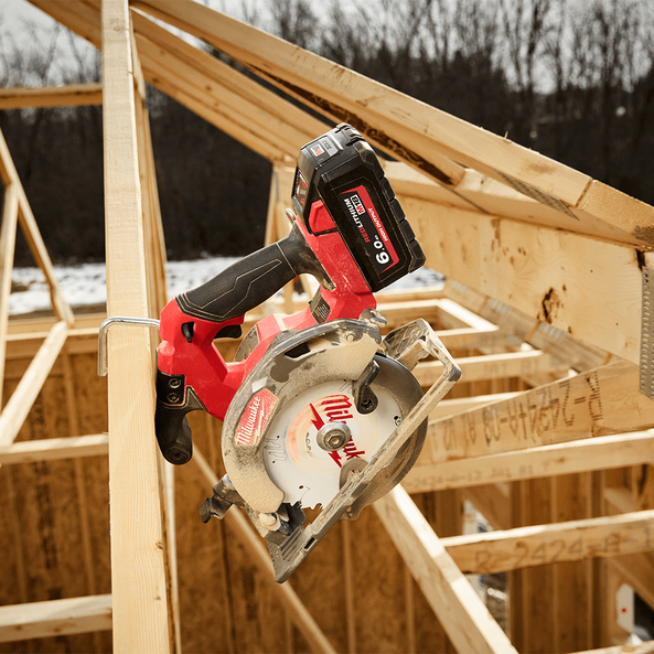 Milwaukee M18 Fuel™ V Li-ion Cordless 165mm Circular Saw (Skin Only) M18FCS5520