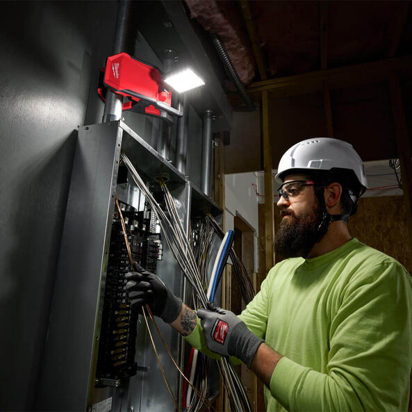 Milwaukee M18™ Pivoting Area Light (Tool Only) M18PAL20