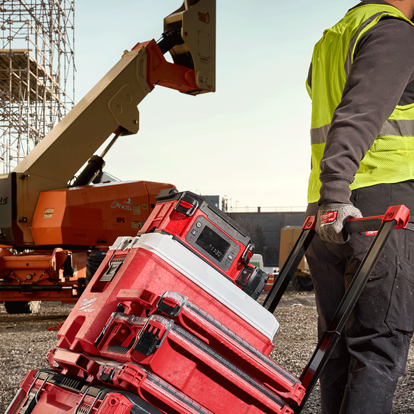 Milwaukee M18™ PACKOUT™ Heating Lunch Box - Skin Only M18PHLB0