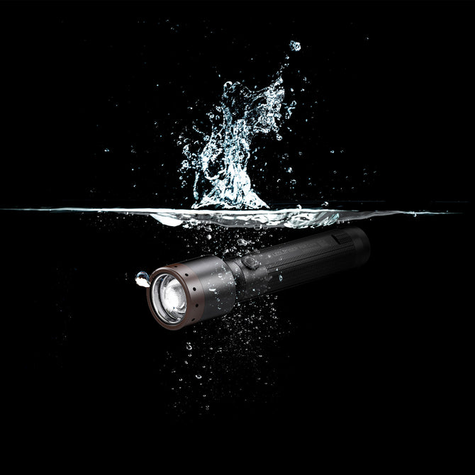 Ledlenser P6R Core 900lm Xtreme LED Rechargeable Waterproof Flashlight