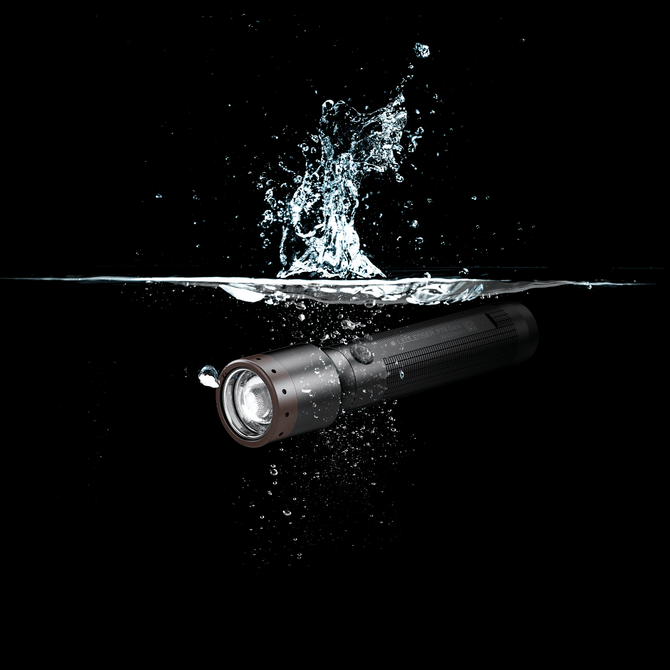 Ledlenser P7R Core 1400lm Xtreme LED Rechargeable Waterproof Flashlight