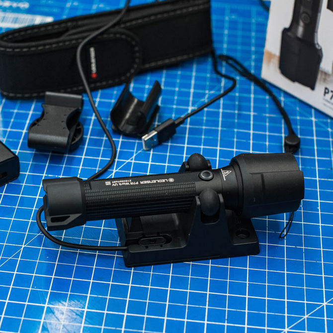 Ledlenser P7R Work UV 1200lm LED & UV LED 365nm Rechargeable Rugged Waterproof Flashlight