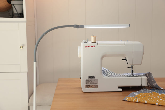 Daylight UnoPro Floor Lamp