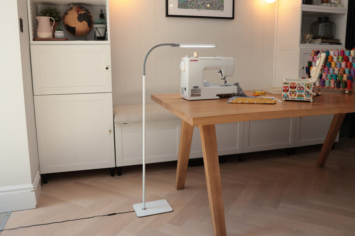 Daylight UnoPro Floor Lamp