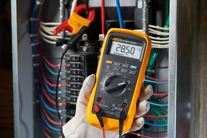 Fluke 87V Solar Tools Kit with 87V Max Digital Multimeter & Test Leads