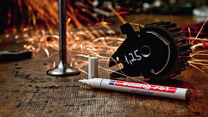 edding e-751  Paint Marker, White