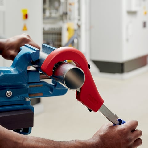 Knipex 90 31 03 BK TubiX® XL Pipe Cutter