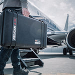 Pelican 1525 Air Travel Case - Black - No Foam (558 x 355 x 190mm) 015250-0011-110