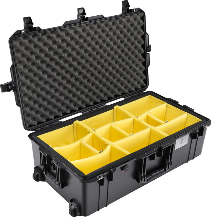 Pelican 1615 Air Case with Padded Dividers Black (828 x 467 x 280mm)