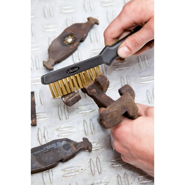 Vigor Brake Calliper Brush Brass V2249