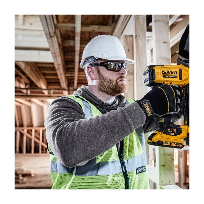 Dewalt 18V XR Electrician Stapler 2.0AH Kit DCN701D2-XE