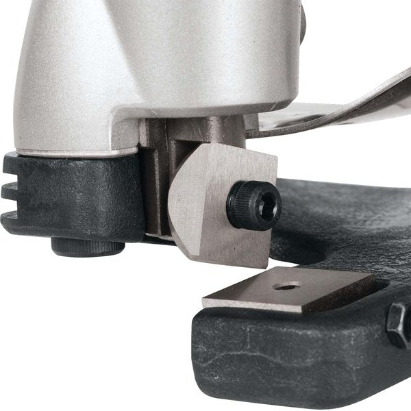 Makita 3.2mm Metal Shear 710W