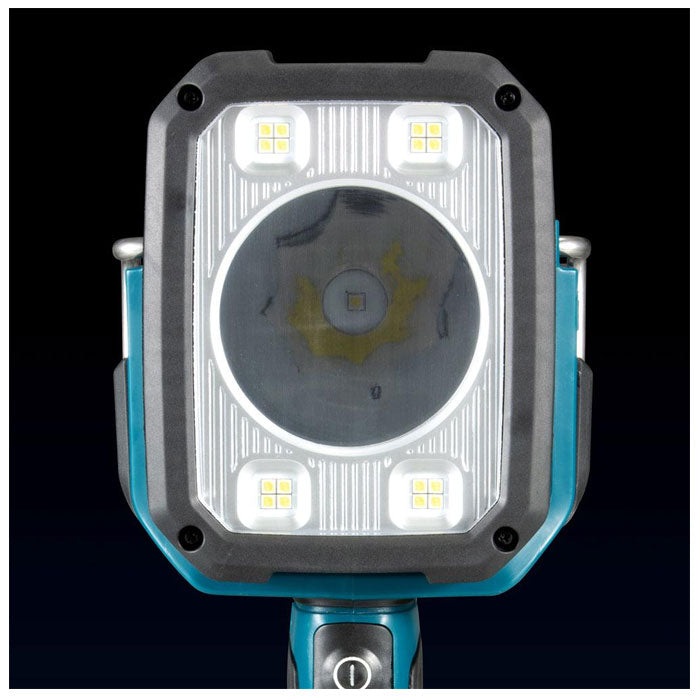 Makita 18V LED Long Distance Flashlight - Tool Only