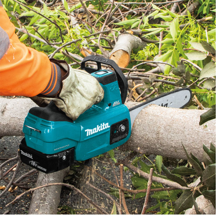 Makita 18V Brushless Chainsaw 250mm (10