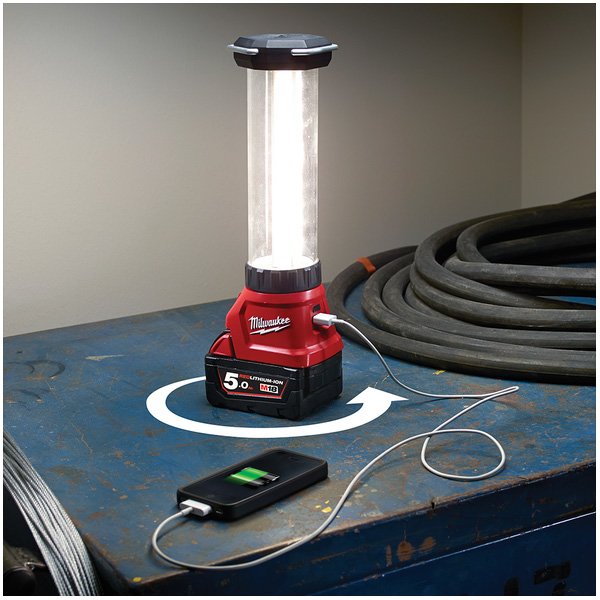 Milwaukee M18™ LED Lantern/Flood Light (Tool Only)