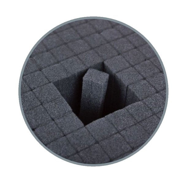 Pelican 1640B Wheeled Case - Black - With Foam (69.1 x 69.9 x 41.4 cm)