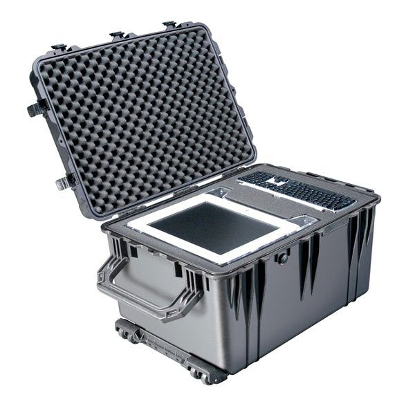 Pelican 1660B Wheeled Caes - Black - With Foam (80.2 x 58.4 x 49.5 cm)