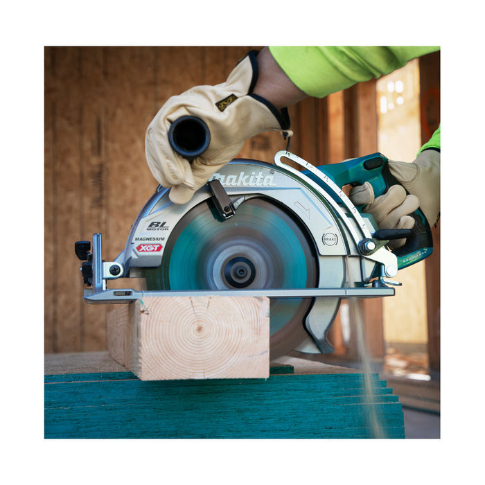Makita 40V Max Brushless 260mm (10-1/4in) Rear Handle Saw - Tool Only