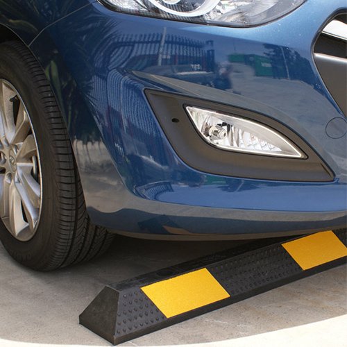 Brady Rubber Wheel Stop, L1650mm x W135mm x H95mm, Rubber, Yellow/Black