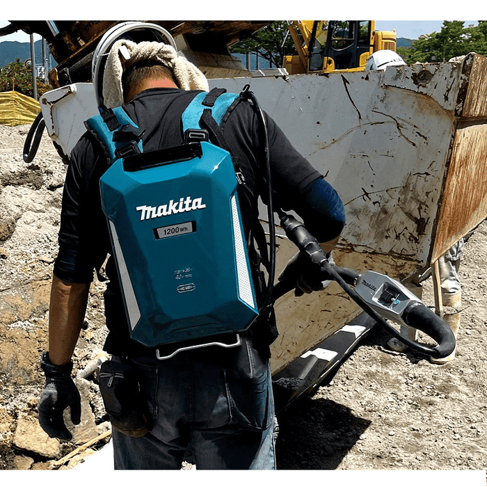 Makita Direct Connect 43mm Dia 3000mm Concrete Vibrator Kit